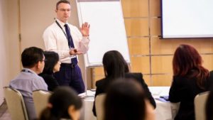 Pelatihan Collection Strategy & Negotiation for Non-financial Company 